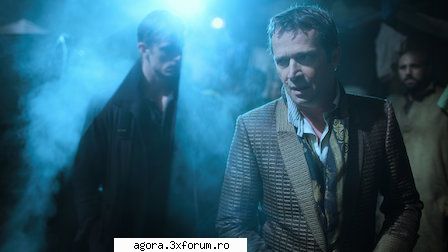★ Carbon modificat (2018 - �n derulare) - Carbon modificat (2018) Al cincilea episod Omul - Seriale