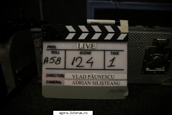 Live (2015) - Live (2015) Ema este o prezentatoare TV de - Filme rom�nești